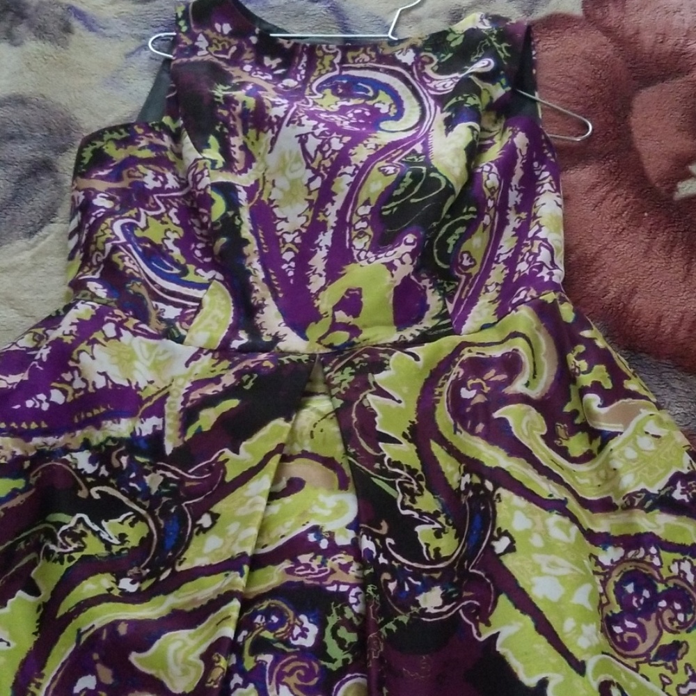 Isaak Mizrahi cocktail dress looks like new